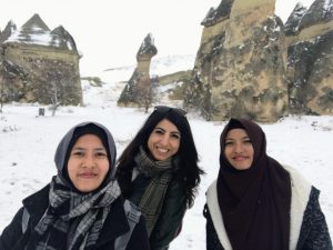 private tour liburan wisata musim dingin winter ke lembah cappadocia di turki