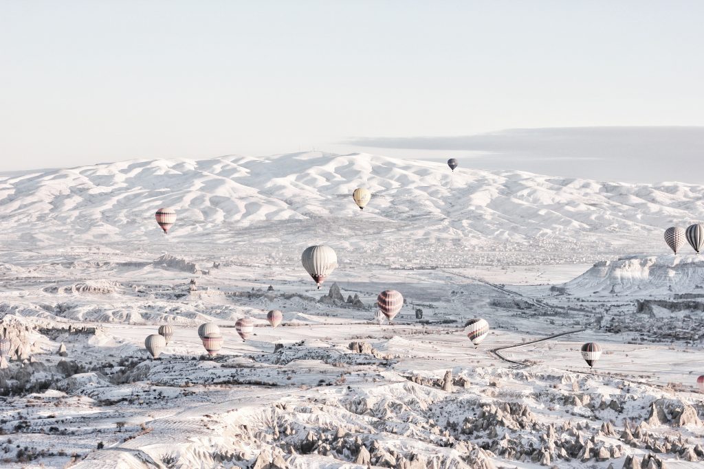 paket tour liburan musim dingin winter ke cappadocia di turki